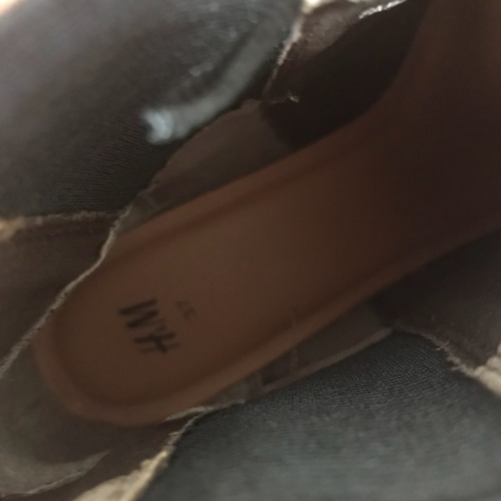 SOLD - Picture 4 of 8